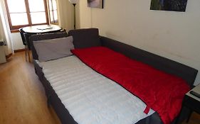 1 Bedroom Flat In Historic Cooperage Apartments Leith